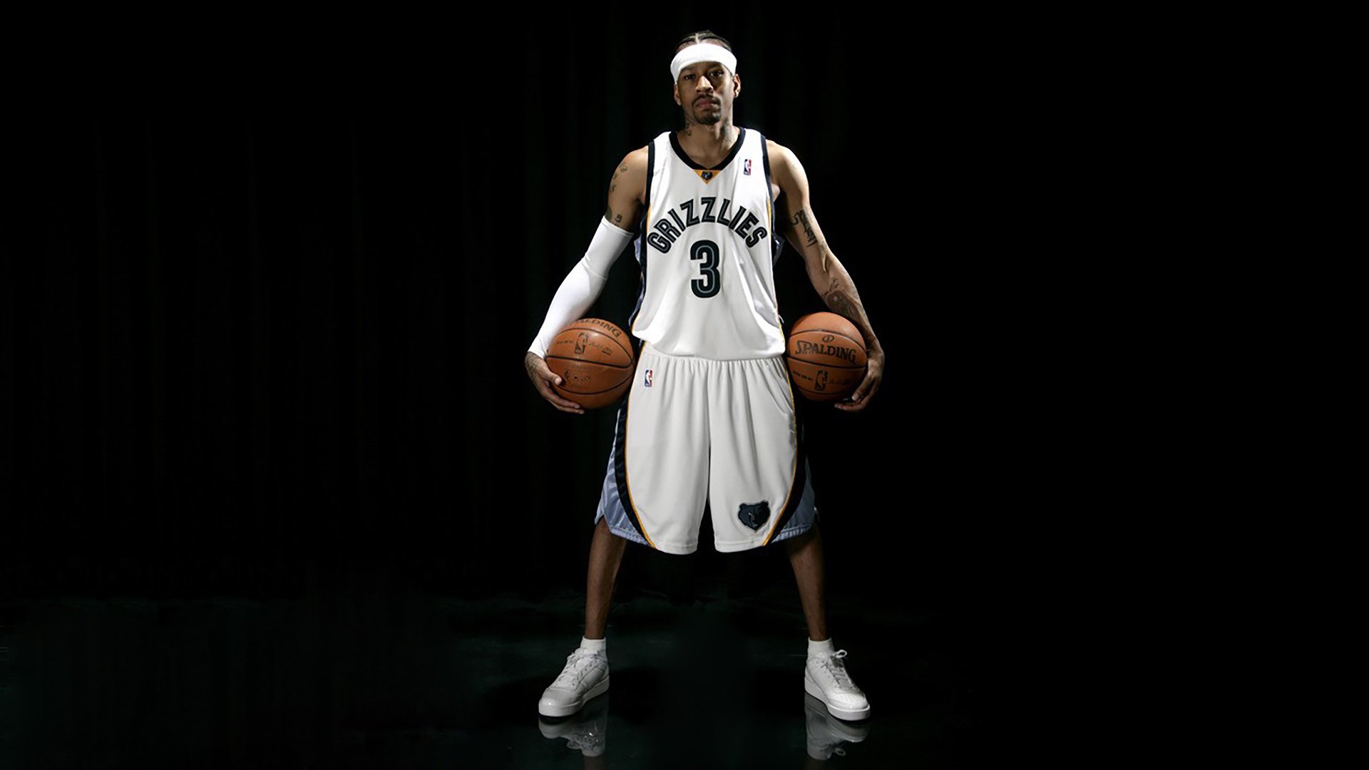 季后赛抢七之夜,恩比德成为全场焦点